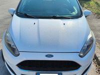 Usata Ford Fiesta 97 CV (71 kW) 2017 Bianco Utilitaria