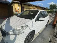 Usata Peugeot 208 95 CV (69 kW) 2014 Bianco Utilitaria