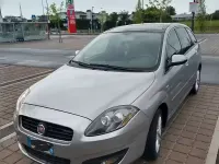 Begagnad Fiat Croma Dynamic 150 HK (110 kW) 2010 Grå Kombi