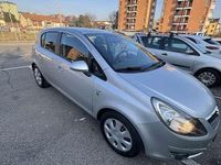 Usata Opel Corsa 75 CV (55 kW) 2010 Berlina