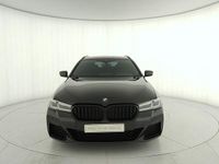 Usata BMW 520 Comfort Edition 190 CV (139 kW) 2024 Grigio Station wagon