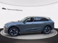 Usata Audi Q8 e-tron Advanced 300 kW (408 CV) 2024 Grigio chronos metallizzato SUV