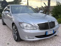 Usata Mercedes S320 Avantgarde 235 CV (172 kW) 2006 Argento Berlina