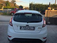 Usata Ford Fiesta 95 CV (69 kW) 2016 Bianco Berlina