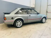 Usata Ford Escort 110 CV (80 kW) 1986 Grigio Coupé