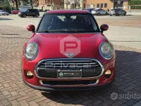 Usata Mini ONE 102 CV (75 kW) 2016 Rosso Utilitaria