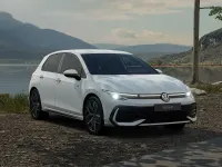 Nuova VW Golf VIII R-line Plus 150 CV (110 kW) 2026 Pure white Berlina