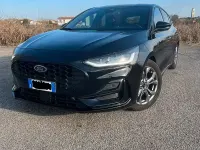 Usata Ford Focus ST-Line 115 CV (84 kW) 2024 Nero Berlina