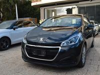 Usata Peugeot 208 Active 102 CV (75 kW) 2018 Grigio Utilitaria