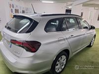 Usata Fiat Tipo Easy 120 CV (88 kW) 2018 Grigio Station wagon