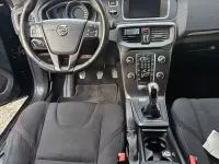 Usado Volvo V40 120 CV (88 kW) 2017 Negro Berlina