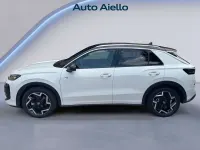 Nuova VW T-Roc R-line 150 CV (110 kW) 2026 Pure white nero SUV