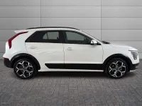 Usata Kia Niro 105 CV (77 kW) 2024 Bianco SUV