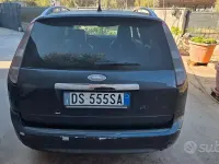 Usata Ford Focus 90 CV (66 kW) 2008 Grigio Station wagon