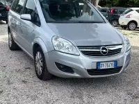 Usata Opel Zafira Cosmo 150 CV (110 kW) 2009 Grigio Monovolume
