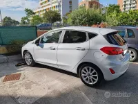 Usata Ford Fiesta 75 CV (55 kW) 2019 Bianco Utilitaria