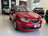 Usata Lancia Ypsilon Gold 69 CV (50 kW) 2022 Rosso Utilitaria