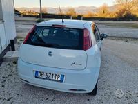 Usata Fiat Grande Punto Active 75 CV (55 kW) 2007 Bianco Utilitaria