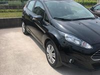 Usata Ford Fiesta Business Edition 101 CV (74 kW) 2015 Nero Utilitaria