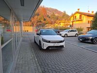 Usata Opel Corsa 101 CV (74 kW) 2025 Bianco Berlina