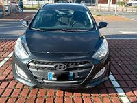 Usata Hyundai i30 120 CV (88 kW) 2015 Nero Station wagon