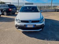 Usata VW Polo Cross 90 CV (66 kW) 2017 Bianco Utilitaria
