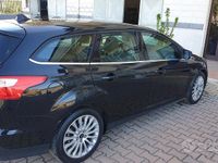 Usata Ford Focus 115 CV (84 kW) 2012 Nero Station wagon