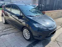 Usata Ford Fiesta 68 CV (50 kW) 2010 Grigio Berlina