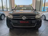 Usata VW Touareg 240 CV (176 kW) 2011 Nero SUV