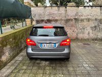 Occasion Mercedes B180 Executive 109 ch (80 kW) 2014 Gris Monospace