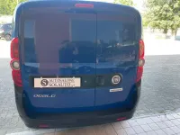 Usata Fiat Doblò Lounge 105 CV (77 kW) 2022 Blu Monovolume
