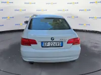 Usata BMW 320 184 CV (135 kW) 2010 Bianco Coupé