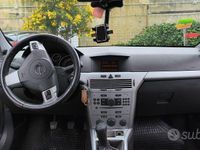 Usata Opel Astra 115 CV (84 kW) 2009 Grigio Berlina