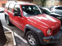 Usata Jeep Cherokee Sport 143 CV (105 kW) 2002 Rosso SUV