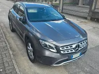 Usata Mercedes GLA200 136 CV (100 kW) 2018 Grigio SUV