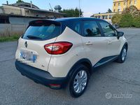 Usata Renault Captur 90 CV (66 kW) 2014 Bianco SUV