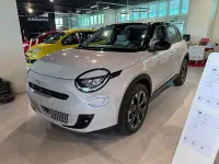 Nuova Fiat 600 La Prima 110 CV (80 kW) 2026 Beige SUV