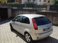 Usata Ford Fiesta Ghia 75 CV (55 kW) 2007 Utilitaria