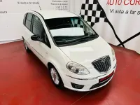Usata Lancia Musa 95 CV (69 kW) 2012 Bianco Monovolume