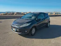 Usata Ford Fiesta 68 CV (50 kW) 2009 Nero Berlina