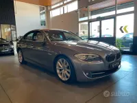 Usata BMW 530 Luxury Line 245 CV (180 kW) 2010 Grigio Berlina