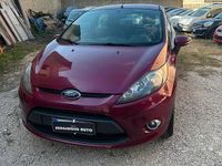 Usata Ford Fiesta 96 CV (70 kW) 2012 Rosso Berlina