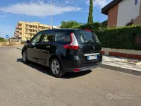Usata Renault Scénic III Dynamique 130 CV (95 kW) 2011 Nero Monovolume