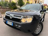 Usata Dacia Duster 110 CV (80 kW) 2012 Nero SUV
