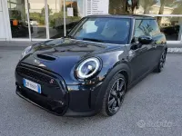 Usata Mini Cooper S 178 CV (130 kW) 2023 Nero Utilitaria