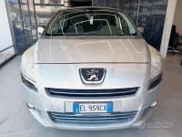 Usata Peugeot 5008 111 CV (81 kW) 2012 Grigio Monovolume
