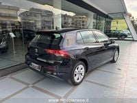 Begagnad VW Golf VII Life 116 HK (85 kW) 2021 Svart Halvkombi