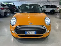 Usata Mini Cooper 136 CV (100 kW) 2014 Volcanicorange Utilitaria