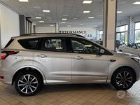 Usata Ford Kuga ST 150 CV (110 kW) 2019 Argento SUV