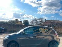 Usata Lancia Ypsilon 69 CV (50 kW) 2014 Grigio Utilitaria